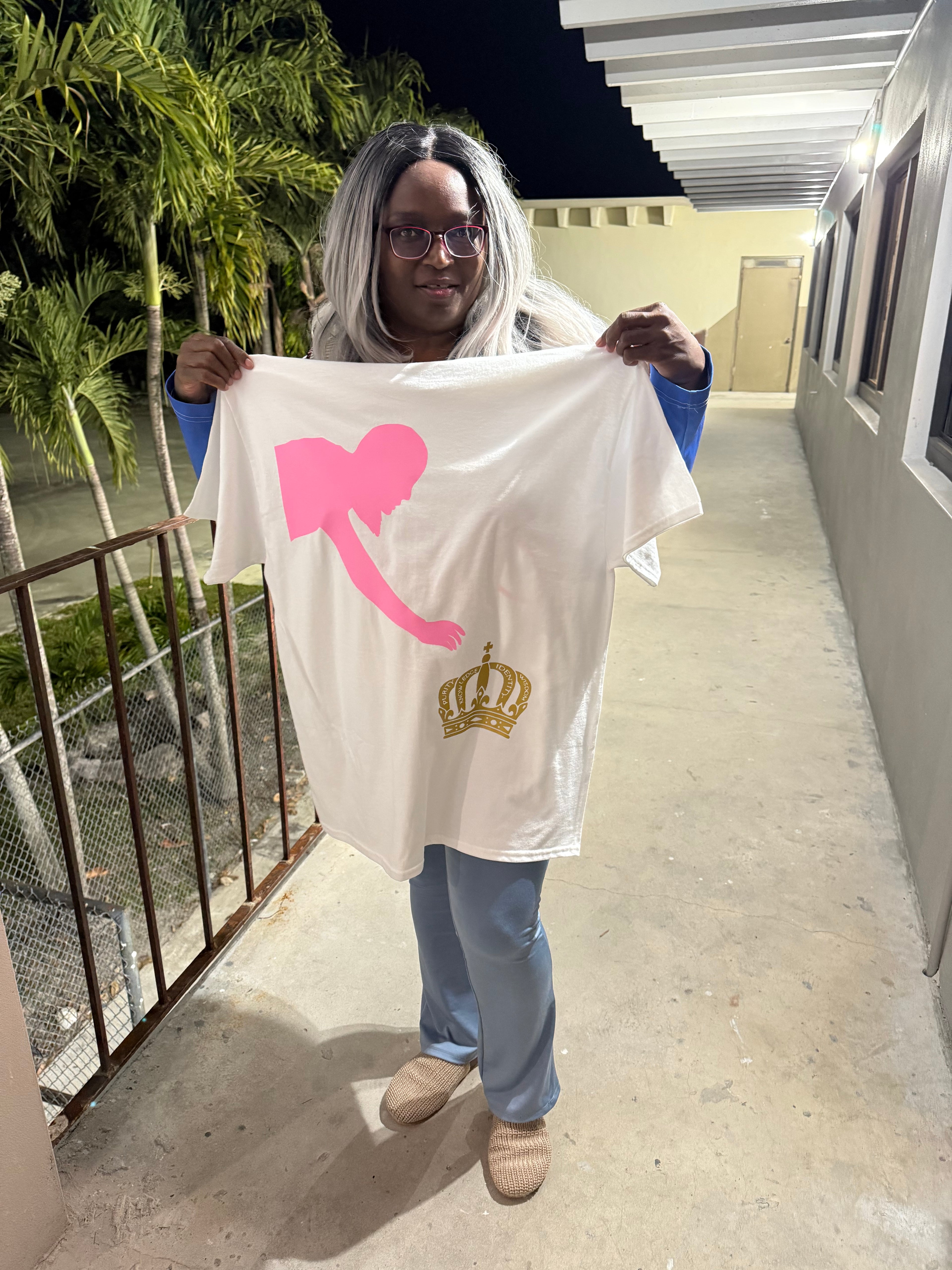 I AM A WIFE NOT A GIRLFRIEND ( WHITE SHIRT )