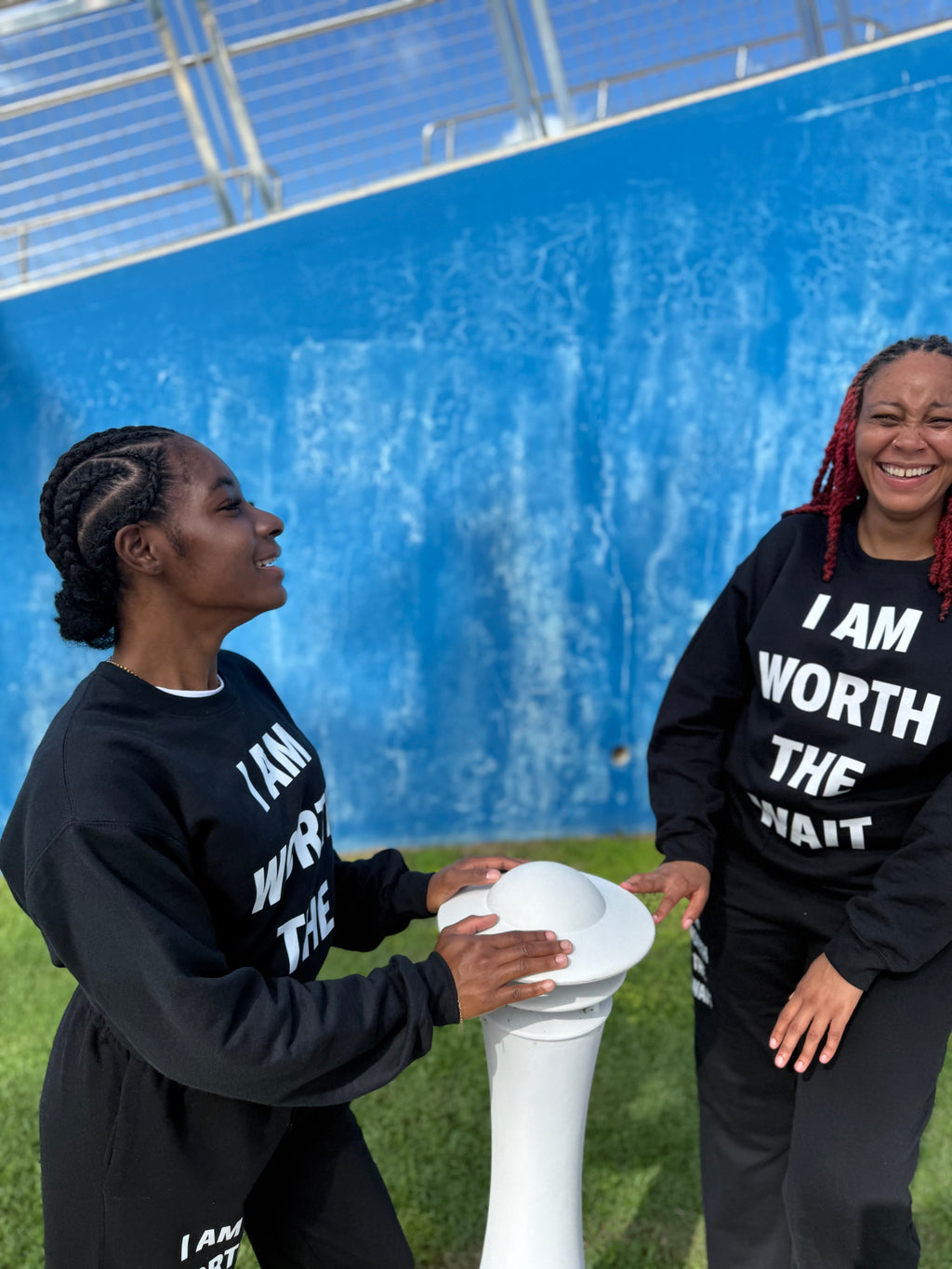 I AM WORTH THE WAIT SWEAT SUIT