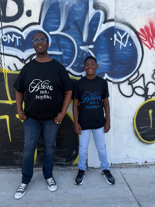 I AM A HUSBAND NOT A BOYFRIEND 	( BLACK SHIRT )