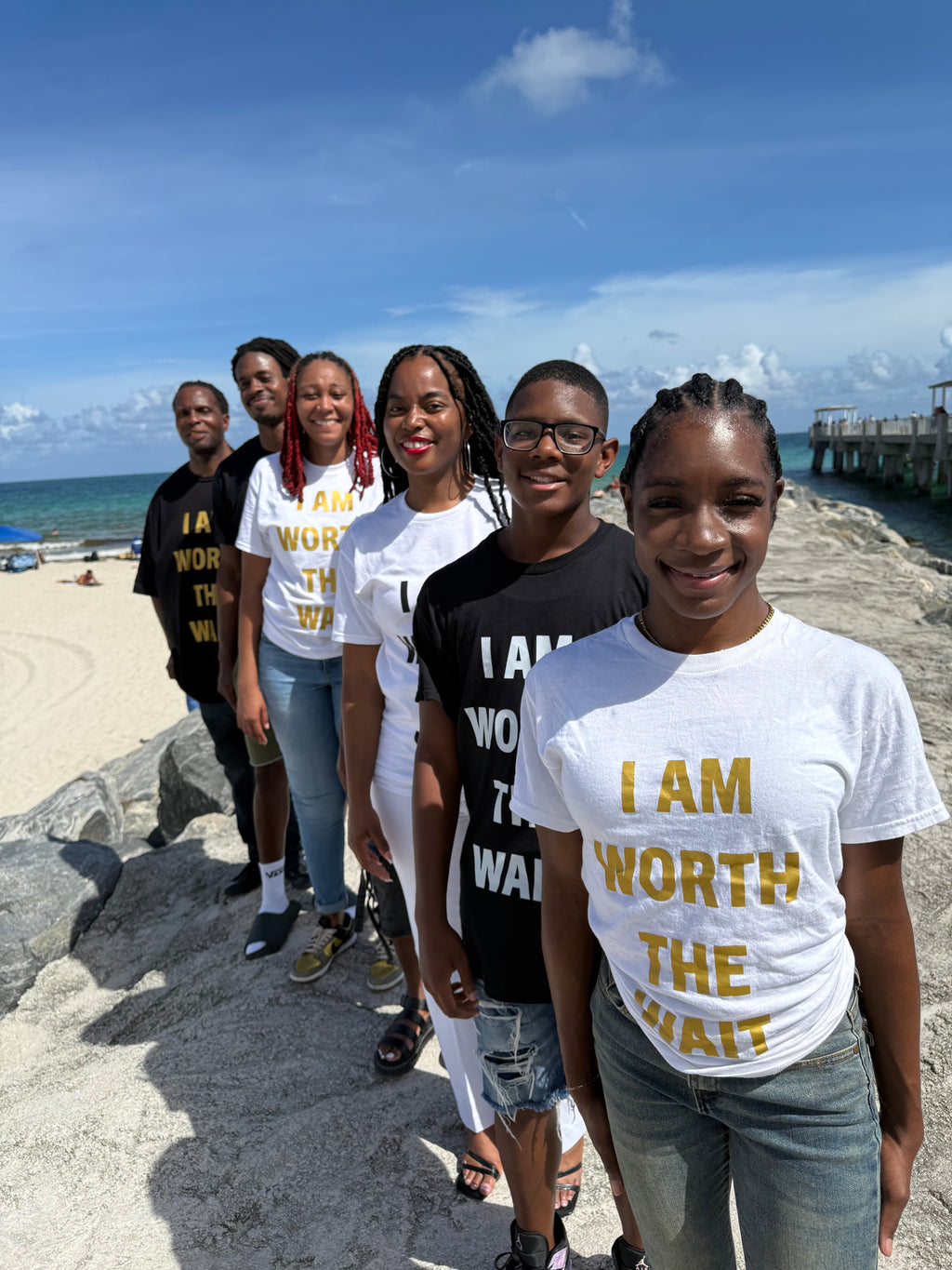 I AM WORTH THE WAIT ( BLACK SHIRT )