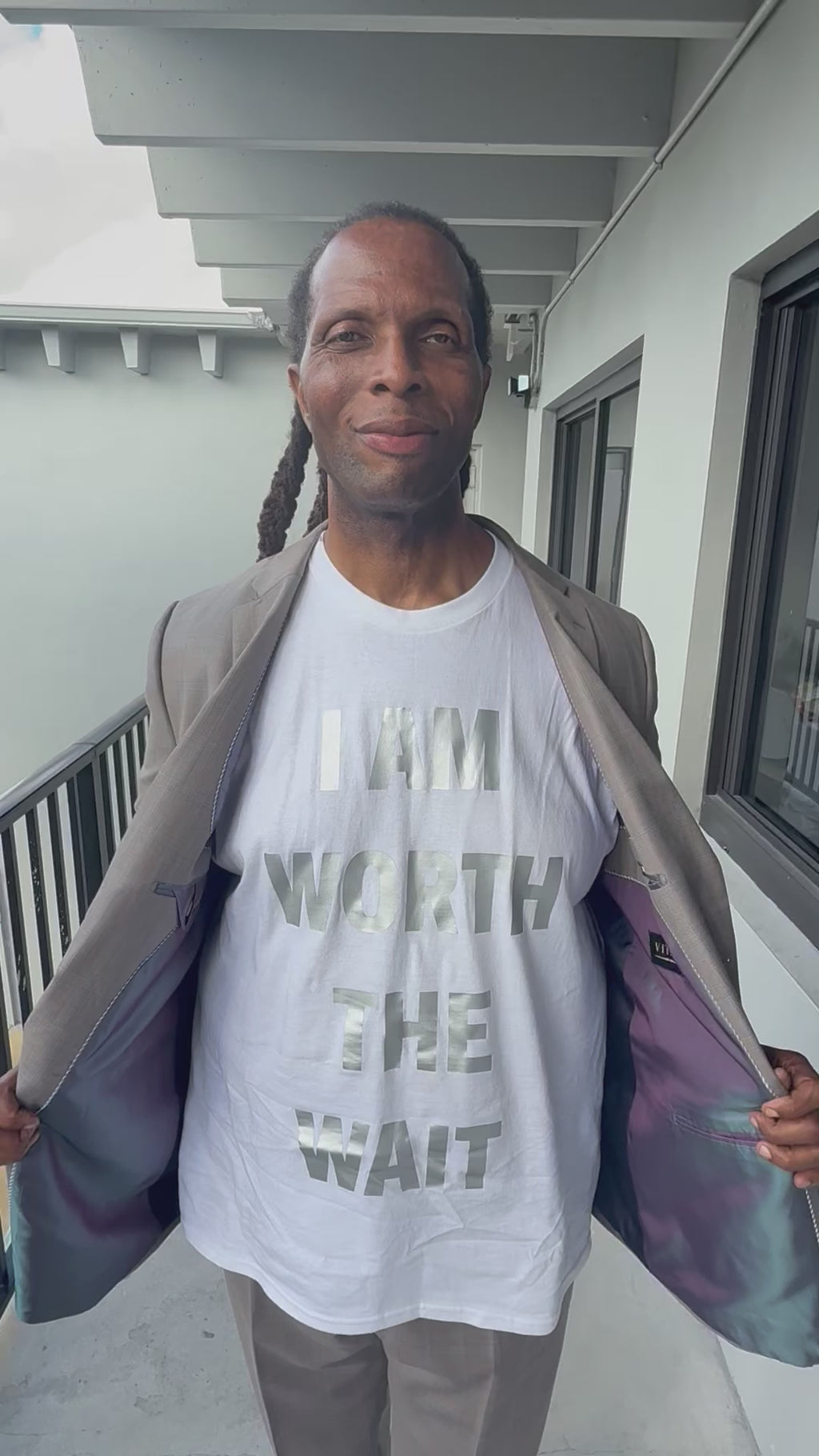I AM WORTH THE WAIT ( WHITE SHIRT )